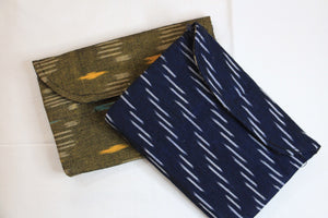 Pouch with zipper
